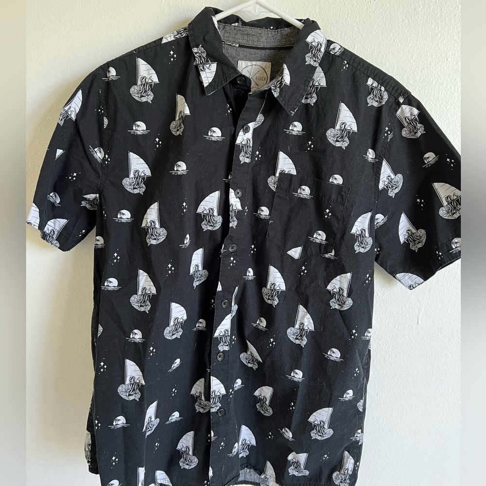 Black, Birch Black, short sleeve button down, men’s medium
